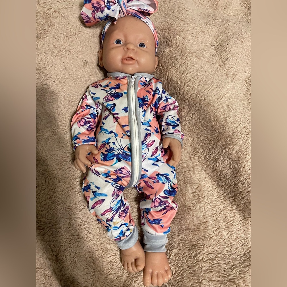 Silicone baby doll